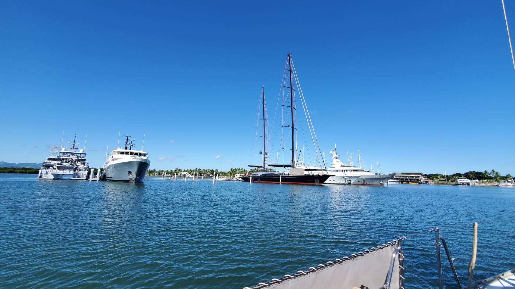 Superyacht arriving in Port Denarau 