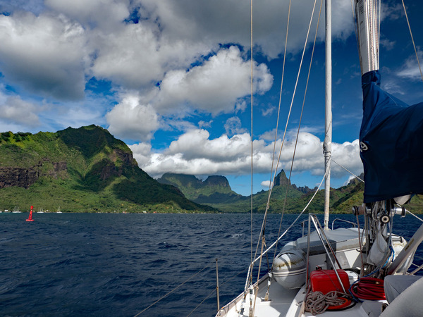 First Light entering Opunohu Bay on Moorea, where Capt Cook once anchored.